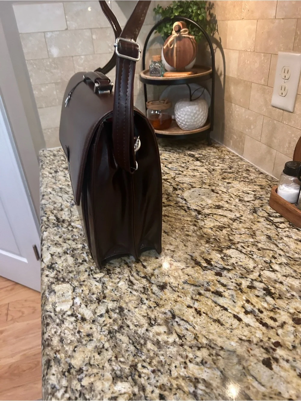 Van Valentino premium brown